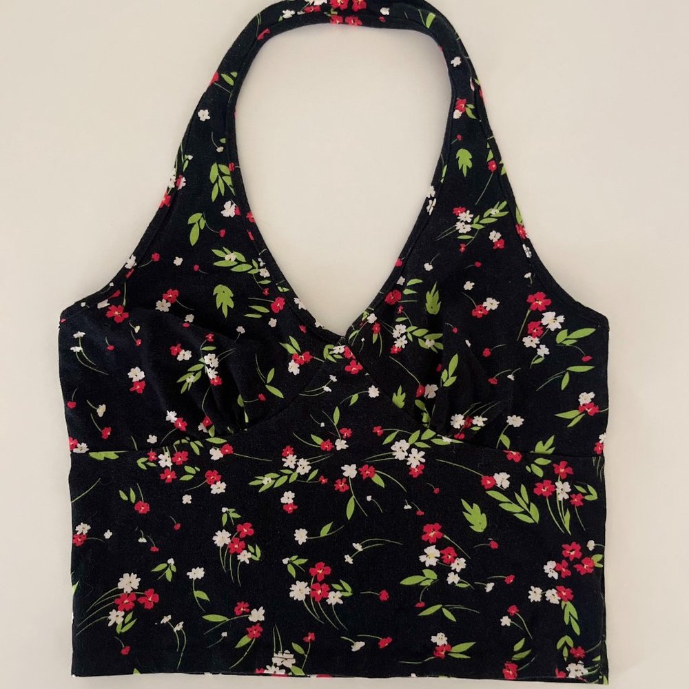 Black Halter Crop Top w/ Red & White Roses - Size L